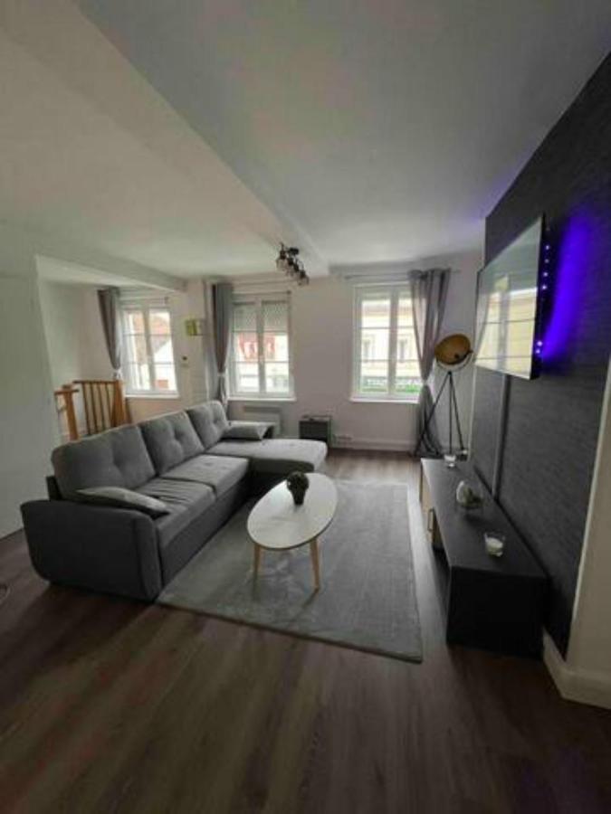 Appartement En Duplex Centre Ville D'Onnaing エクステリア 写真